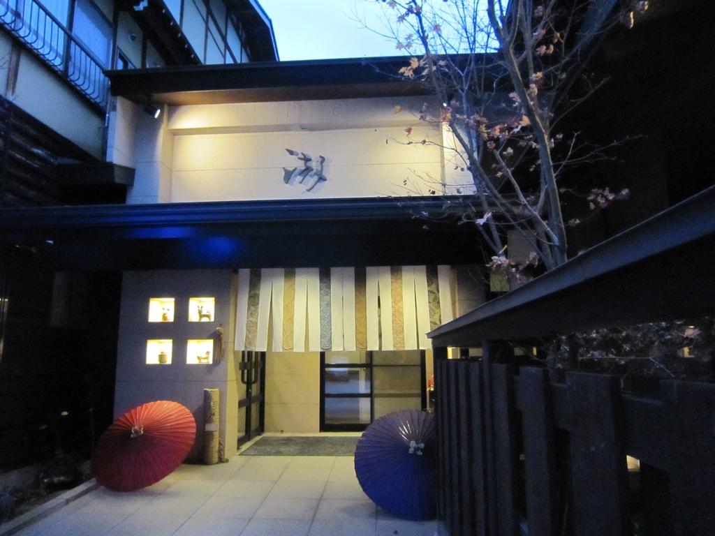 Ryokan Kutsuroginoya Yuu Takajama Exteriér fotografie