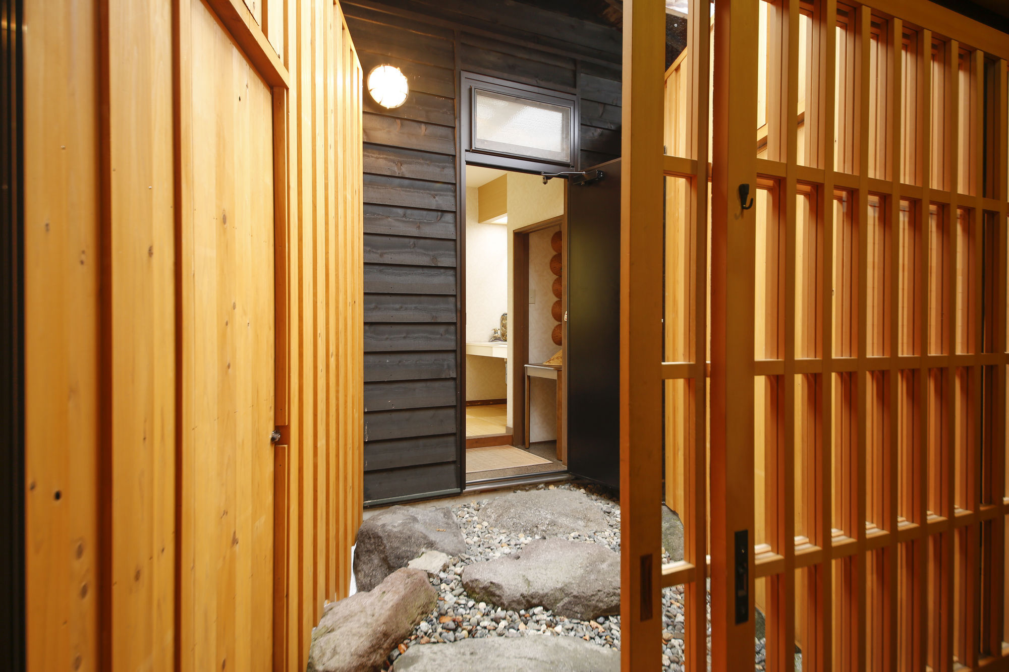 Ryokan Kutsuroginoya Yuu Takajama Exteriér fotografie